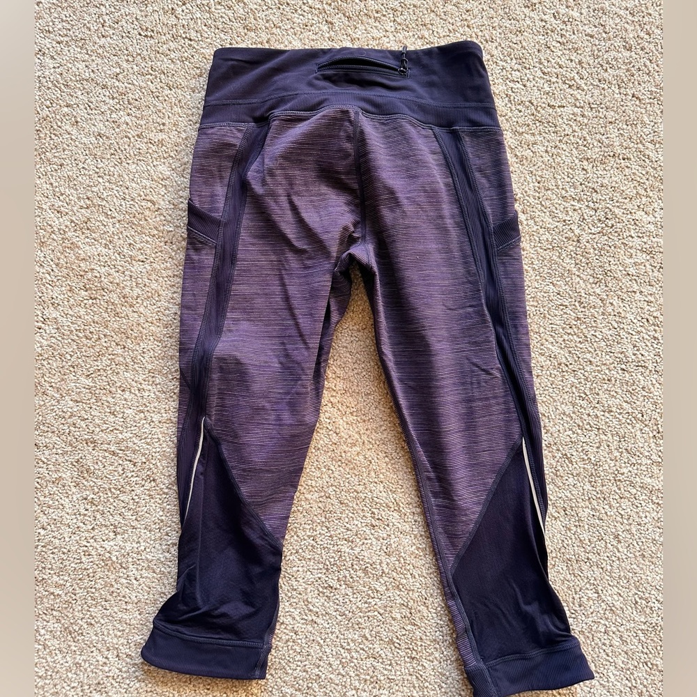 Lululemon crops
